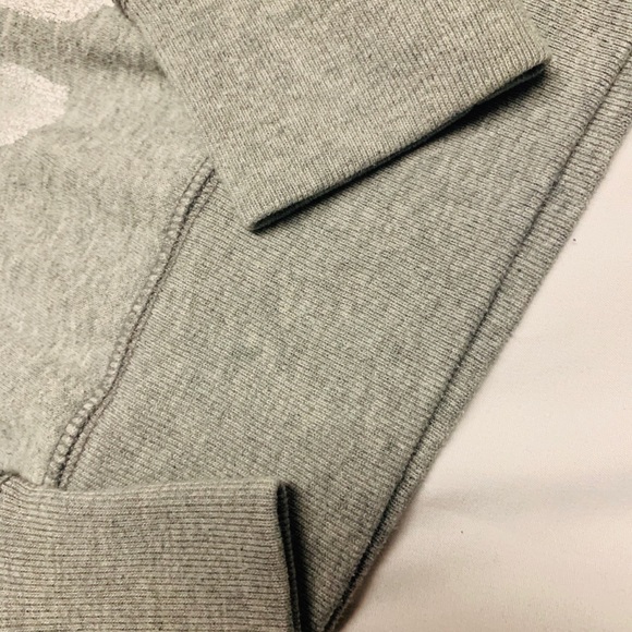 Pink Sweater - Picture 3 of 4